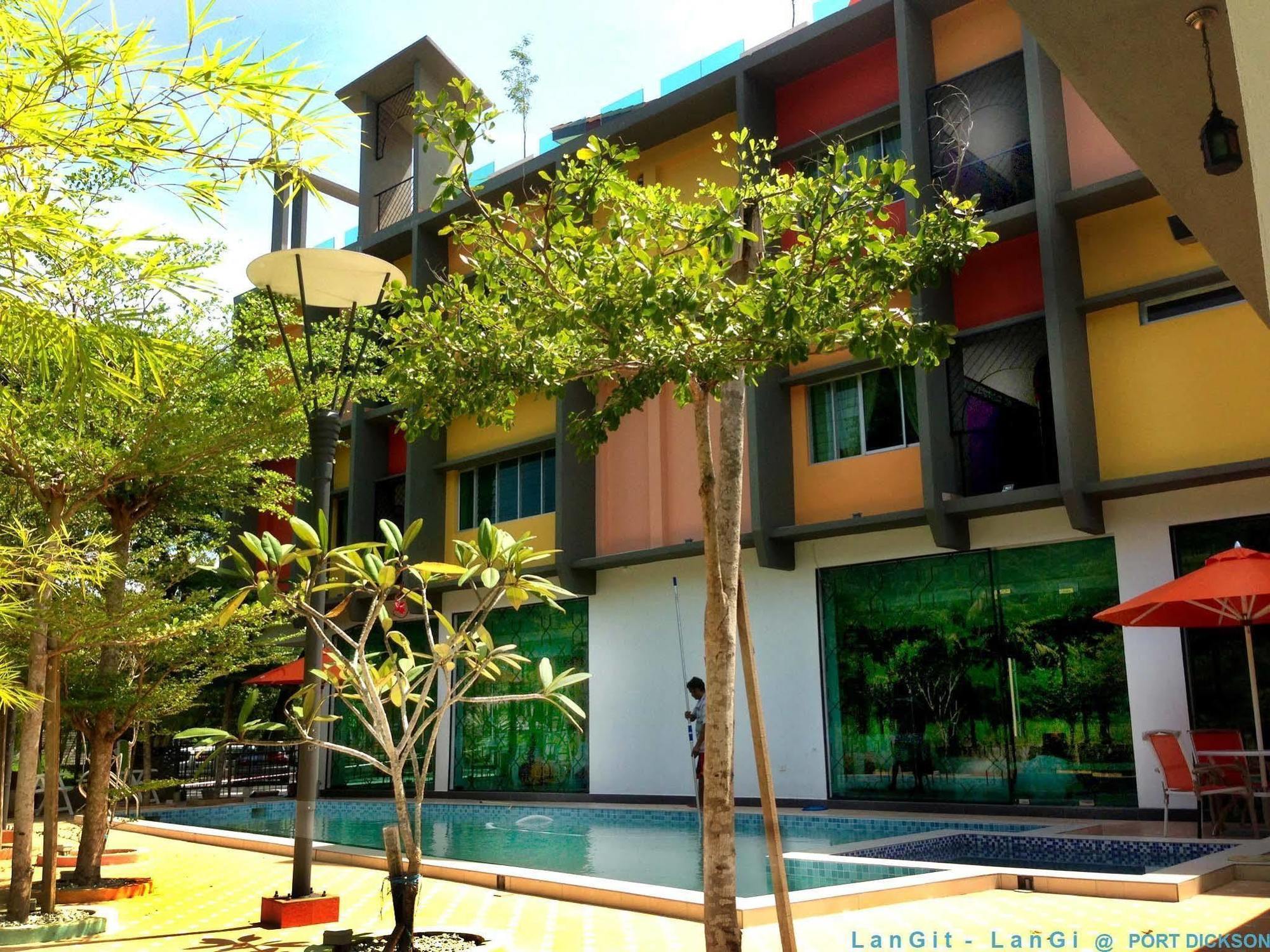 Langit Langi Hotel @ Port Dickson Exteriör bild